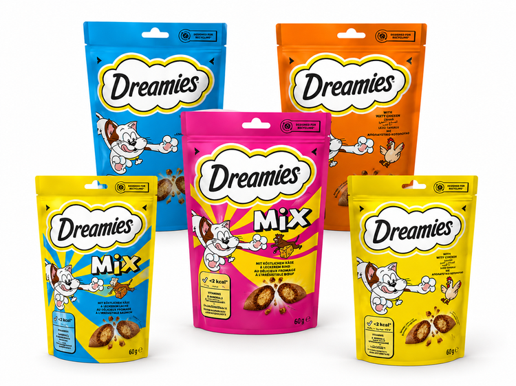 تشویقی گربه Dreamies دریمیز طعم مرغ ۶۰ گرم | اسنک ترد با مغز نرم